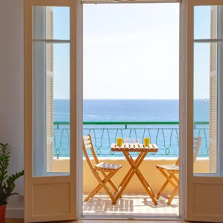 Apartment The California Private